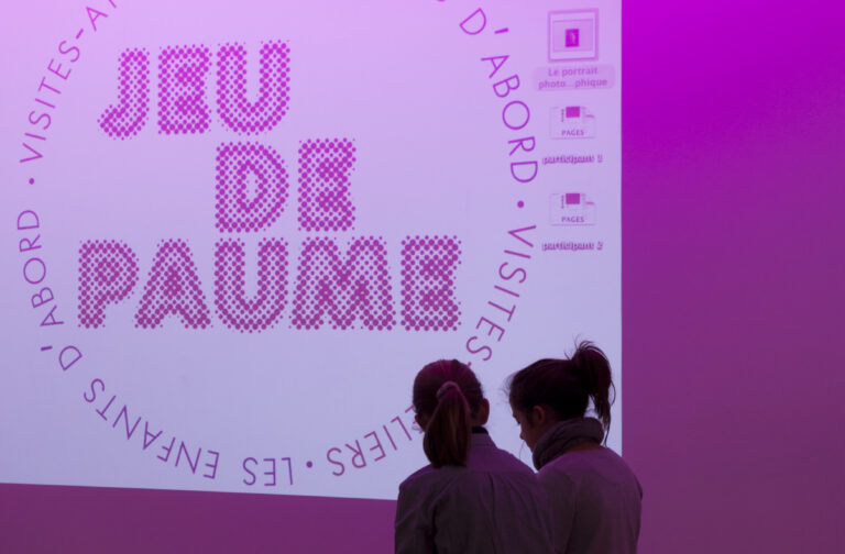 Les « enfants d’abord » au Jeu de Paume