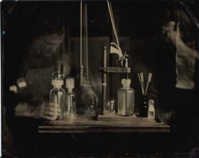 "Catching Blanks", © 2001, ambrotype par Mark Osterman